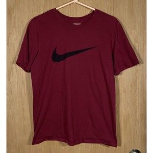 The Nike Tee Big Swoosh T Shirt Men's Sz Med Athletic Cut Maroon Red Black EUC